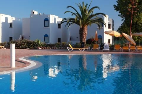 Golden Club Cabanas