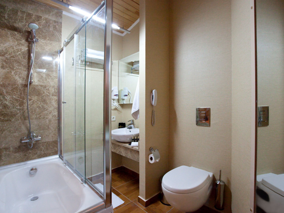 Granada Luxury Okurcalar