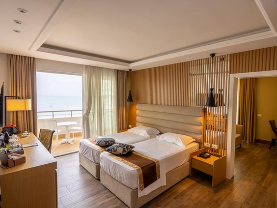 Grand Blue Fafa Resort
