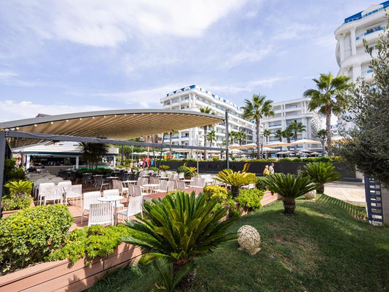Grand Blue Fafa Resort