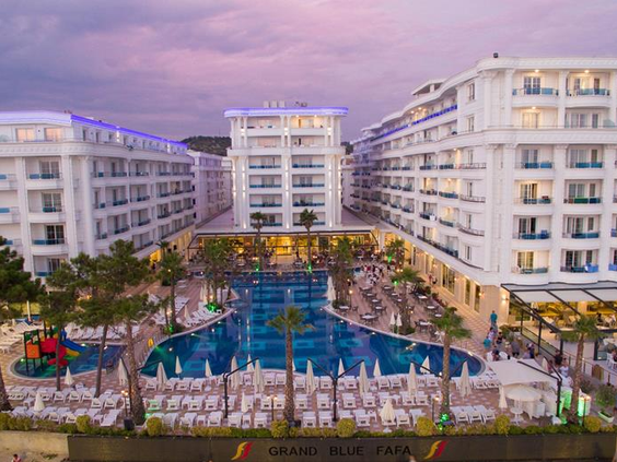 Grand Blue Fafa Resort