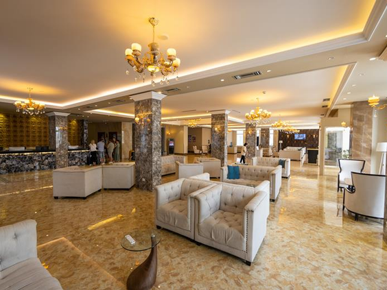 Grand Blue Fafa Resort