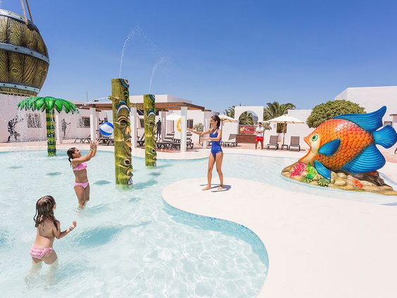 Grand Palladium White Island Resort & Spa