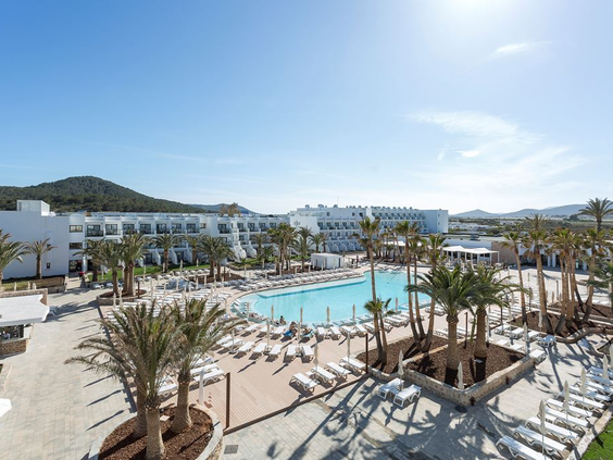 Grand Palladium White Island Resort & Spa