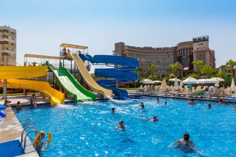 Grand Park Lara