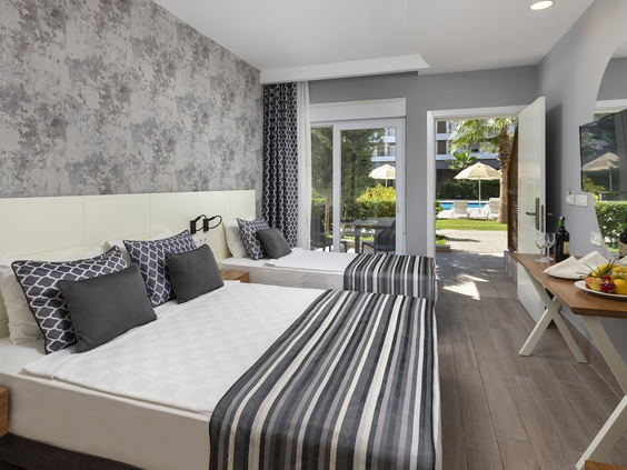 Greenwood Suites Resort Hotel