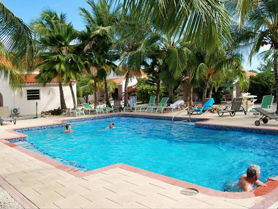 Hamlet Oasis Resort