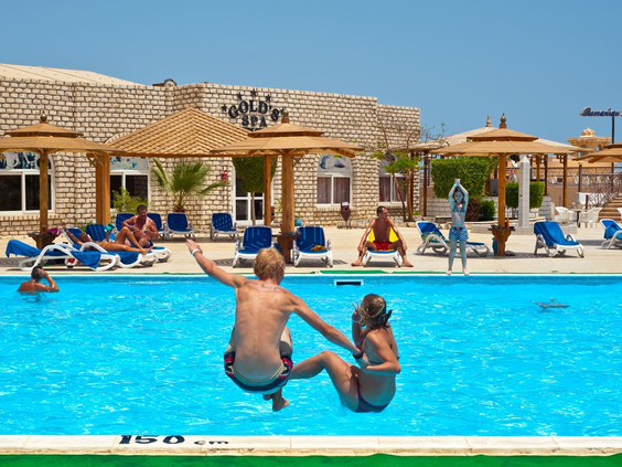 hotel-aladdin-beach-resort (3).jpg