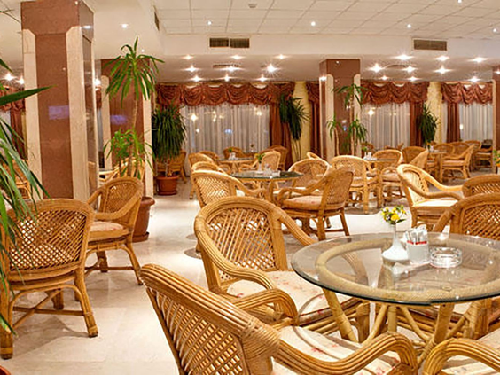 hotel-aladdin-beach-resort (6).jpg