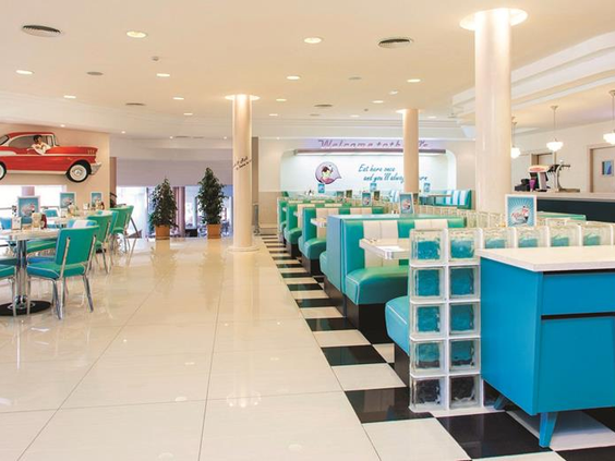 Hotel Cala Mandia