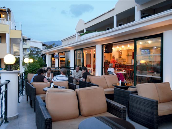 Hotel Caretta Beach Village