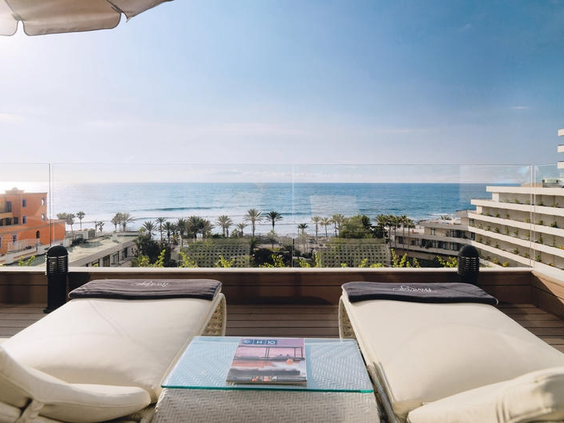 Hotel H10 Conquistador