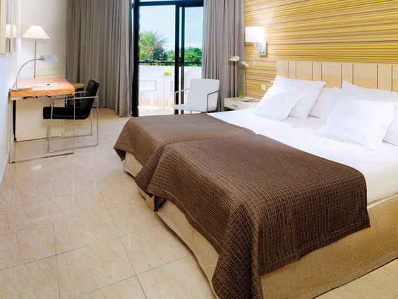 Hotel H10 Conquistador