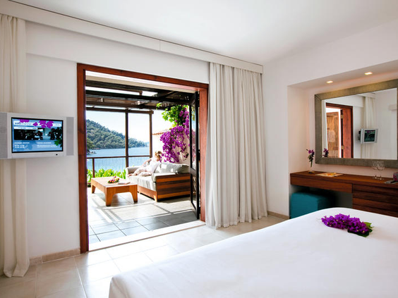 Hotel Hillside Beach Club