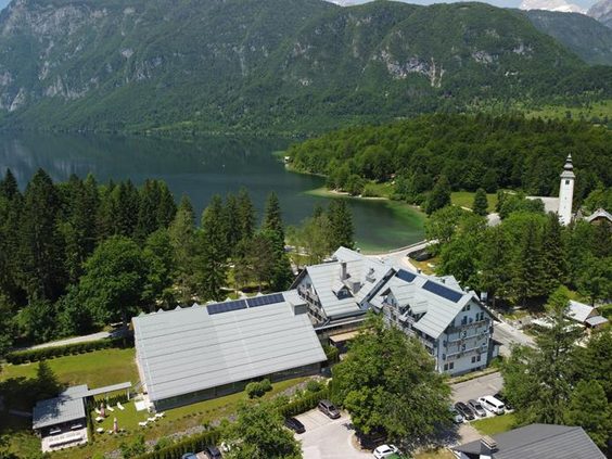Hotel Jezero