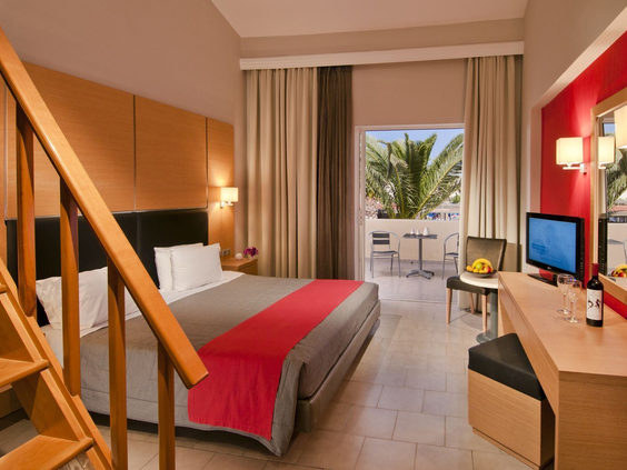 hotel-kipriotis-village-resort (7).jpg