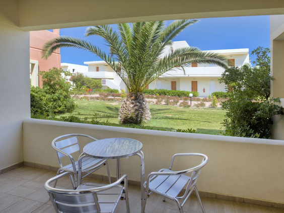 hotel-kipriotis-village-resort (9).jpg
