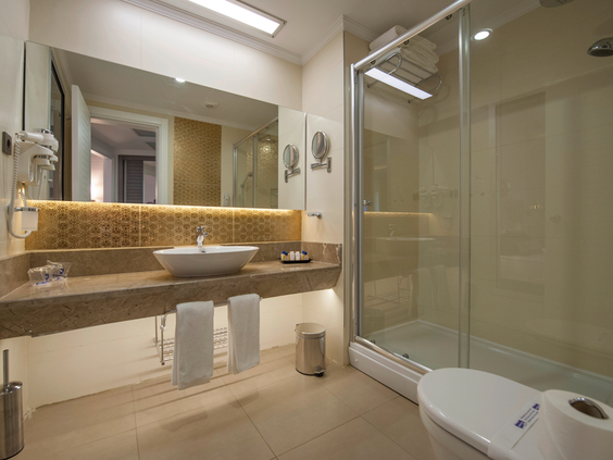 Hotel Kirman Belazur