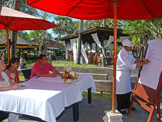 Hotel Legian Beach