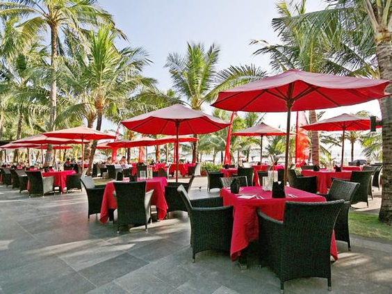 Hotel Legian Beach
