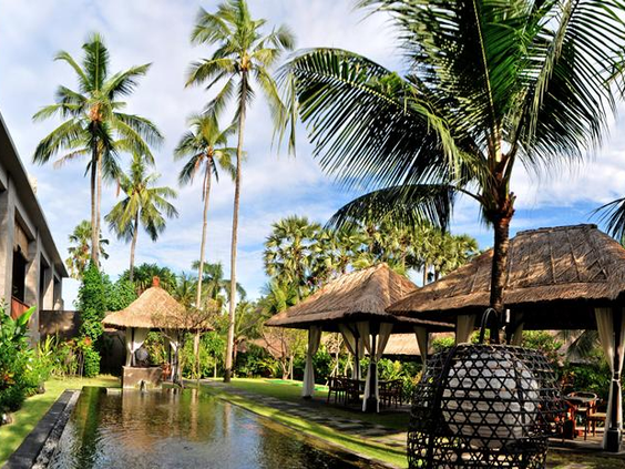 Hotel Legian Beach
