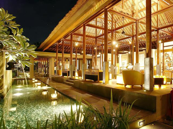 Hotel Legian Beach