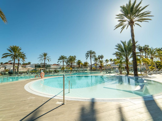 Hotel LIVVO Dunagolf Suites