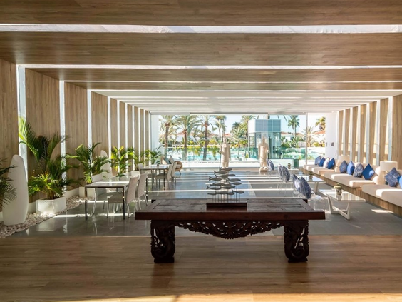 Hotel LIVVO Dunagolf Suites