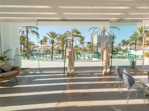 Hotel LIVVO Dunagolf Suites