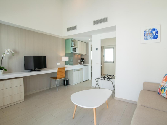 Hotel LIVVO Dunagolf Suites