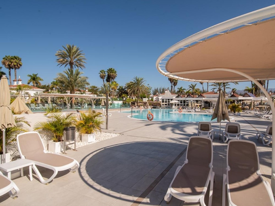 Hotel LIVVO Dunagolf Suites