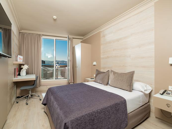 Hotel Pere IV