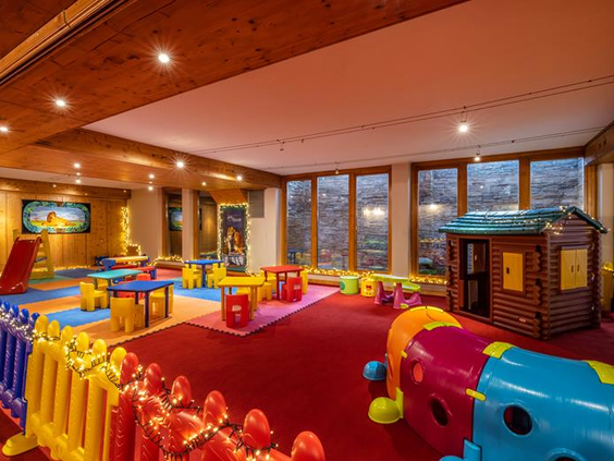 Hotel Pian Di Neve