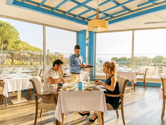 Hotel Ramada Resort Kusadasi