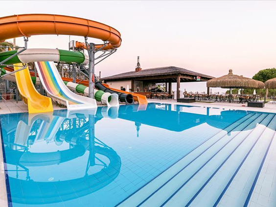 Hotel Ramada Resort Kusadasi
