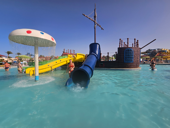 Hotel Titanic Beach Spa & Aquapark