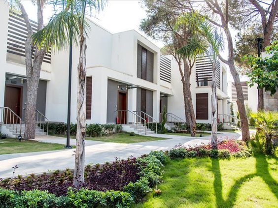 Hotel Trendy Lara