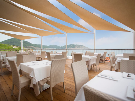 Invisa Figueral Resort (12).jpg