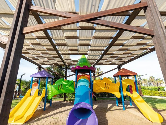 TUI BLUE Side Family Resort