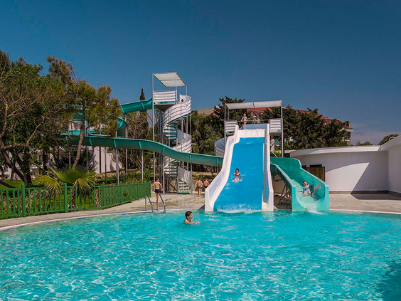 TUI BLUE Side Family Resort