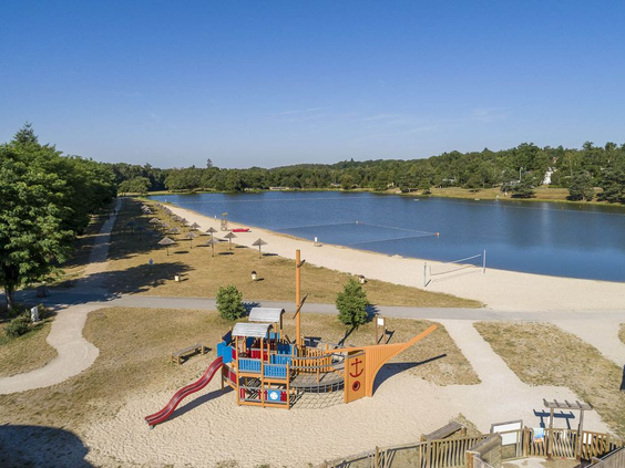 Camping Les Alicourts Resort- speeltuin