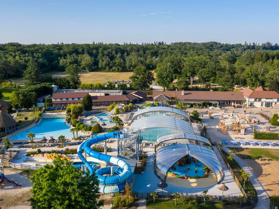 Camping Les Alicourts Resort- zwembad