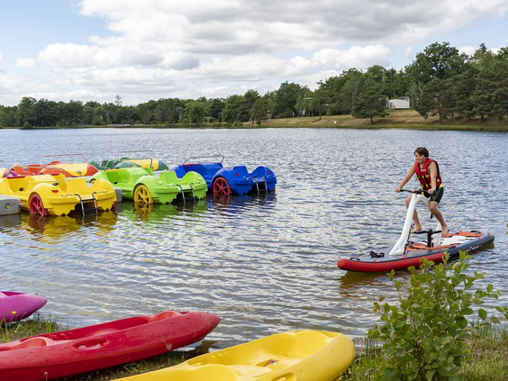 Camping Les Alicourts Resort- watersport
