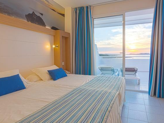 sirenis seaview