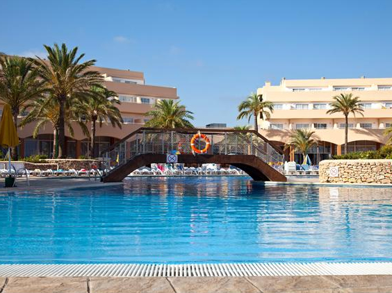 sirenis seaview