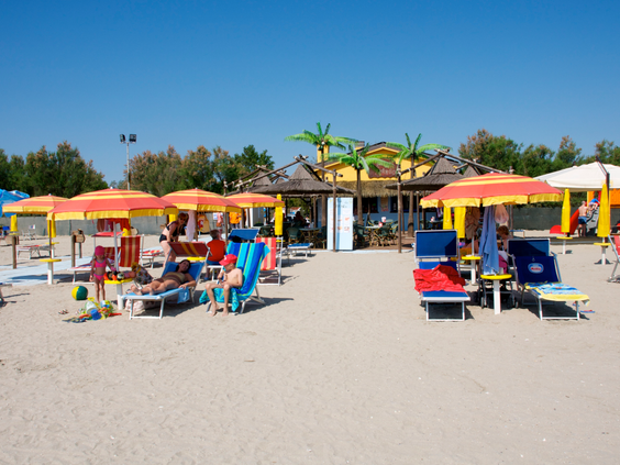 spiaggia-e-mare_44865819205_o.jpg