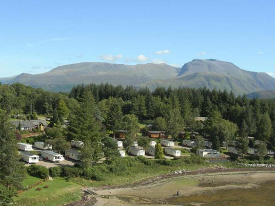 Linnhe Lochside Holidays