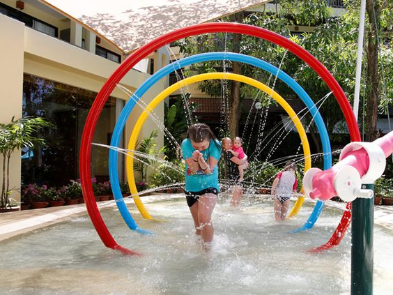 Merlin Beach Resort