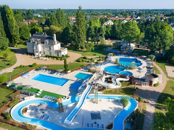 Camping cahteau des marais - luchtfoto