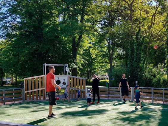 Camping cahteau des marais - sportveld